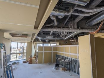 名古屋市中村区で焼肉店 LGS ボード 工事